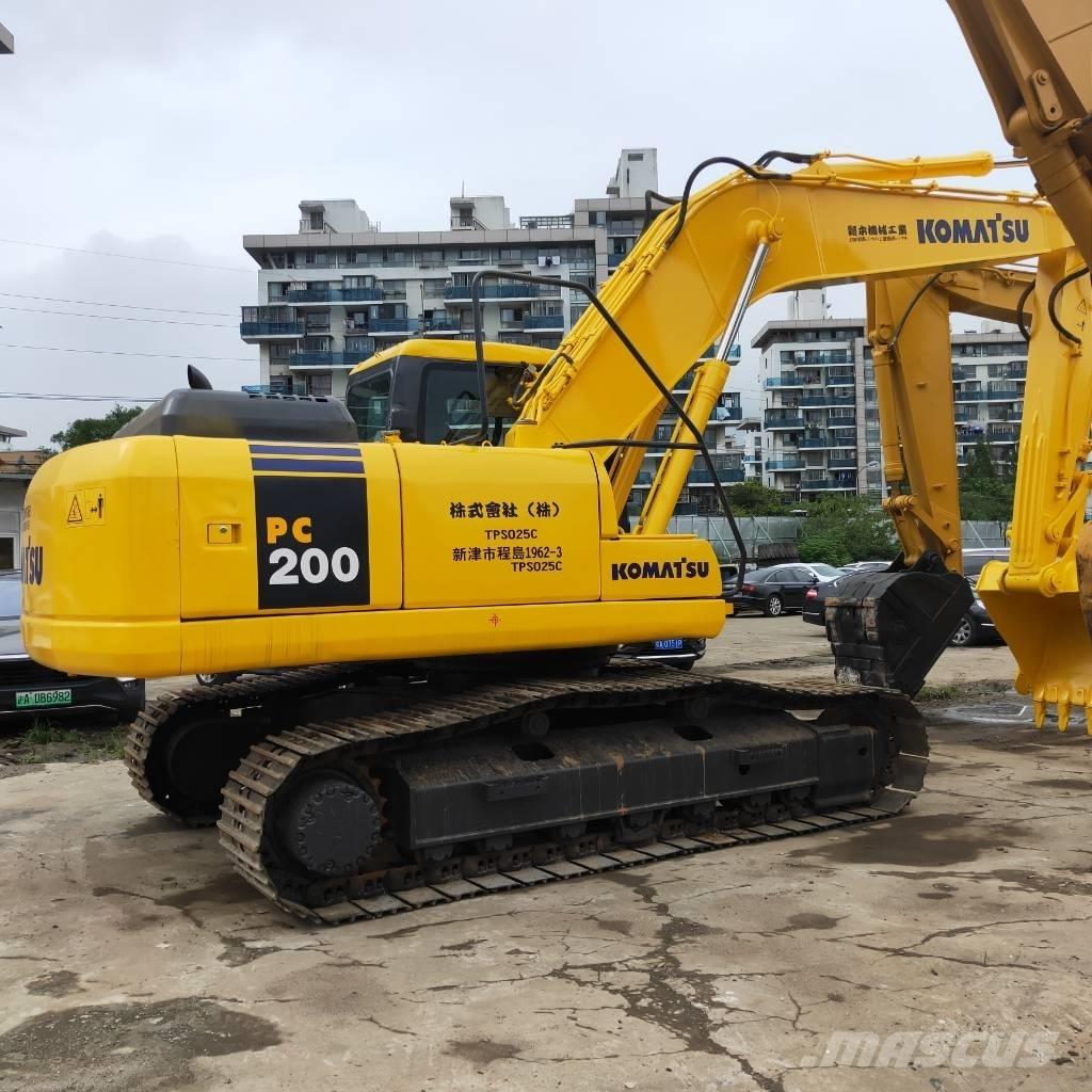 Komatsu PC200-7 Escavadeiras de esteiras