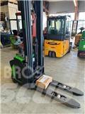 Cesab S 214L Empilhador para operador externo