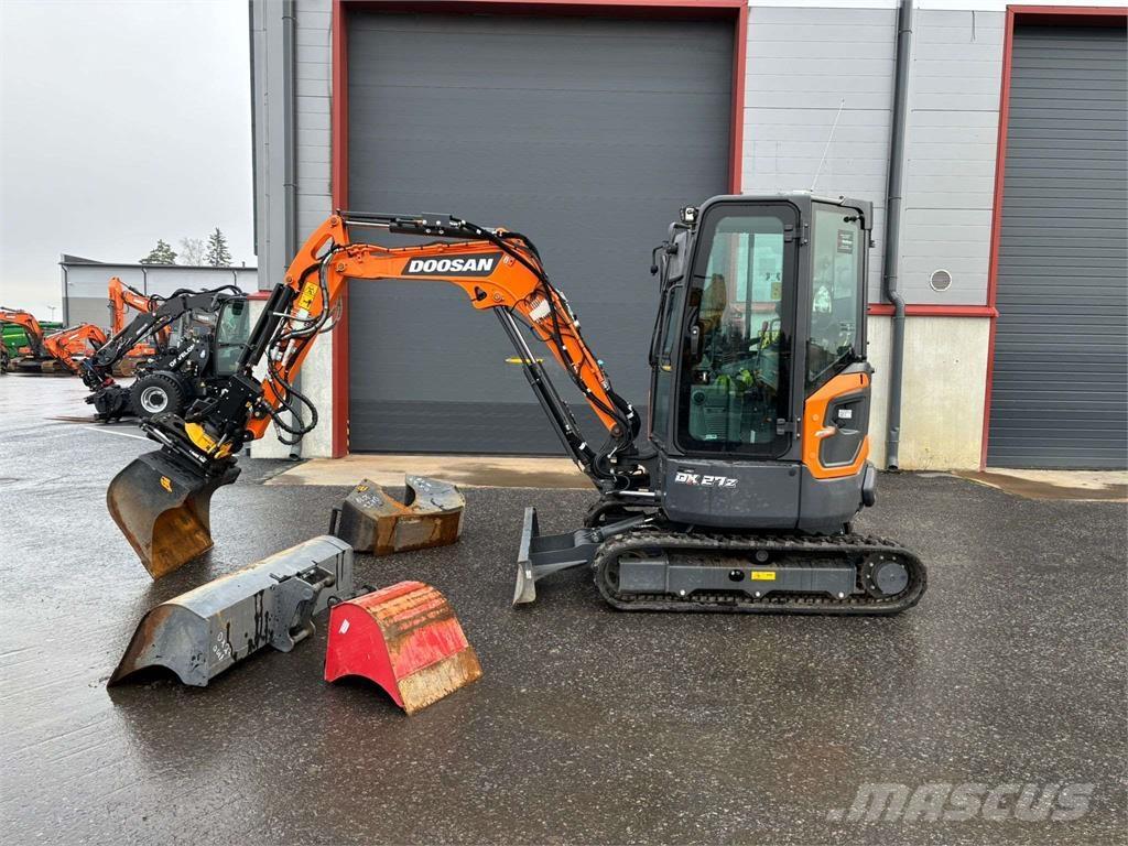 Doosan DX27Z-7 Miniescavadeiras