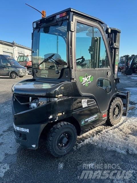 Mitsubishi FD25N3 Empilhadores Diesel