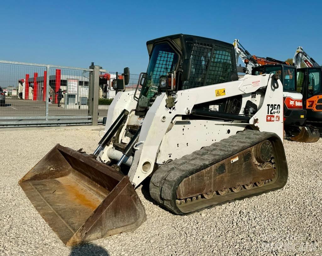Bobcat T 250 Carregadoras de lagartas