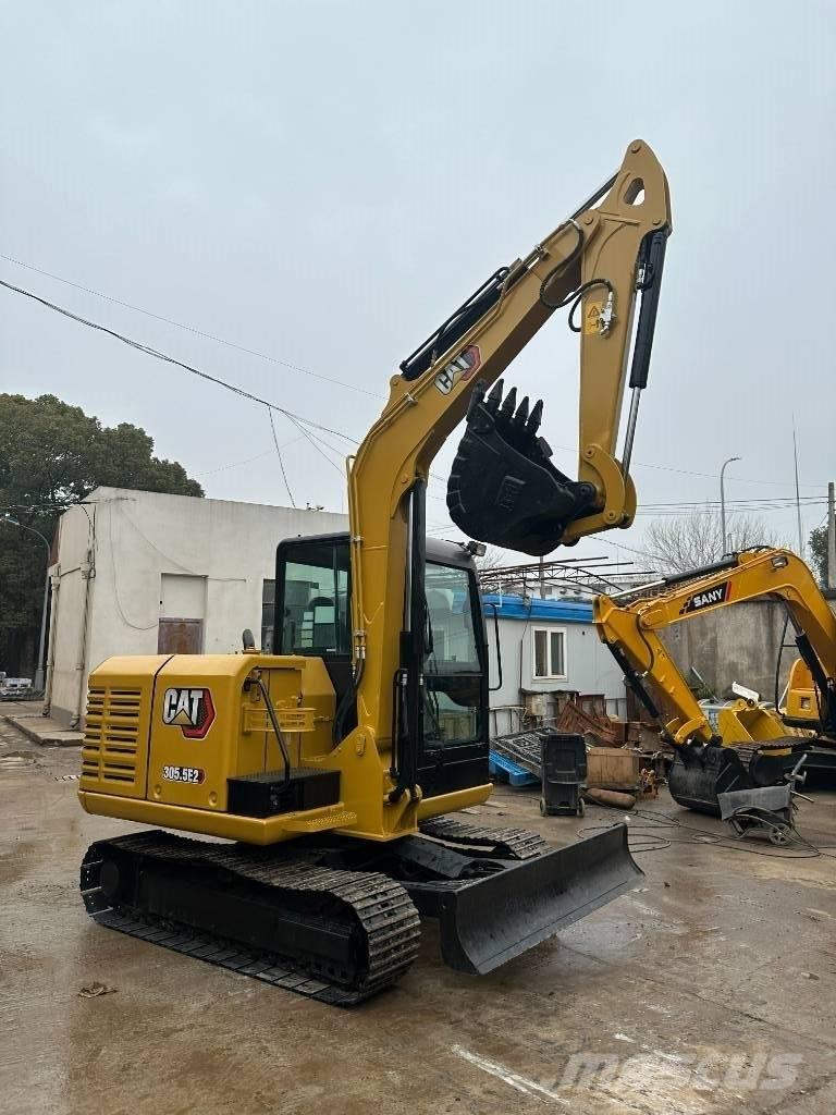 CAT 305.5 Miniescavadeiras