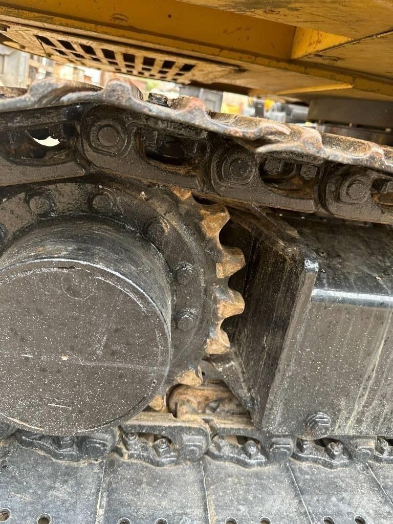 CAT 305.5 Miniescavadeiras