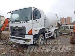 Hino 700 Caminhões de betonagem