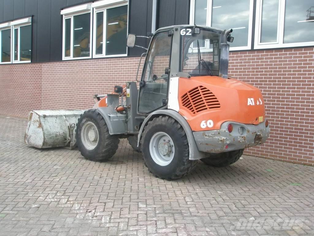 Atlas 60 Carregadeiras de rodas