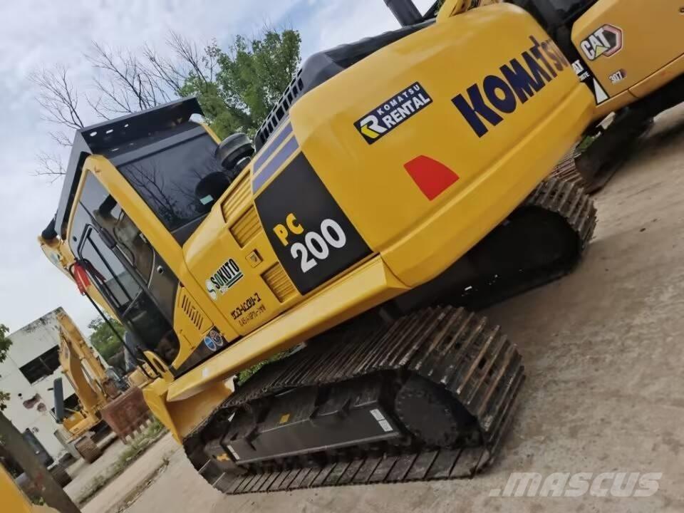 Komatsu PC 200-7 Escavadeiras de esteiras