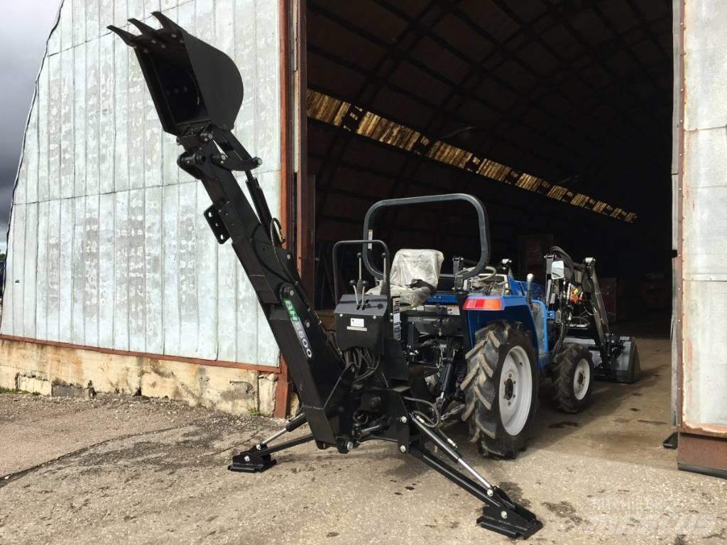  Backhoe BHM5600 Miniescavadeiras