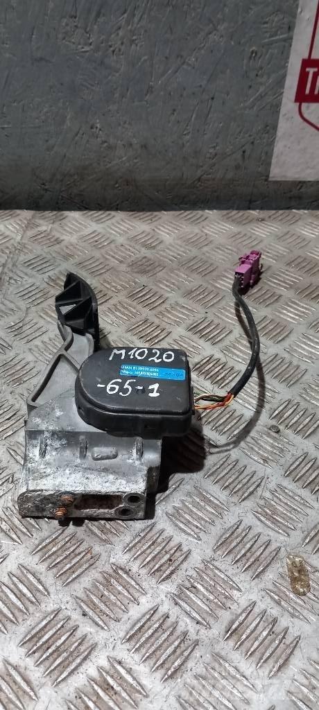 MAN TGA 81259706094 Cabines e interior