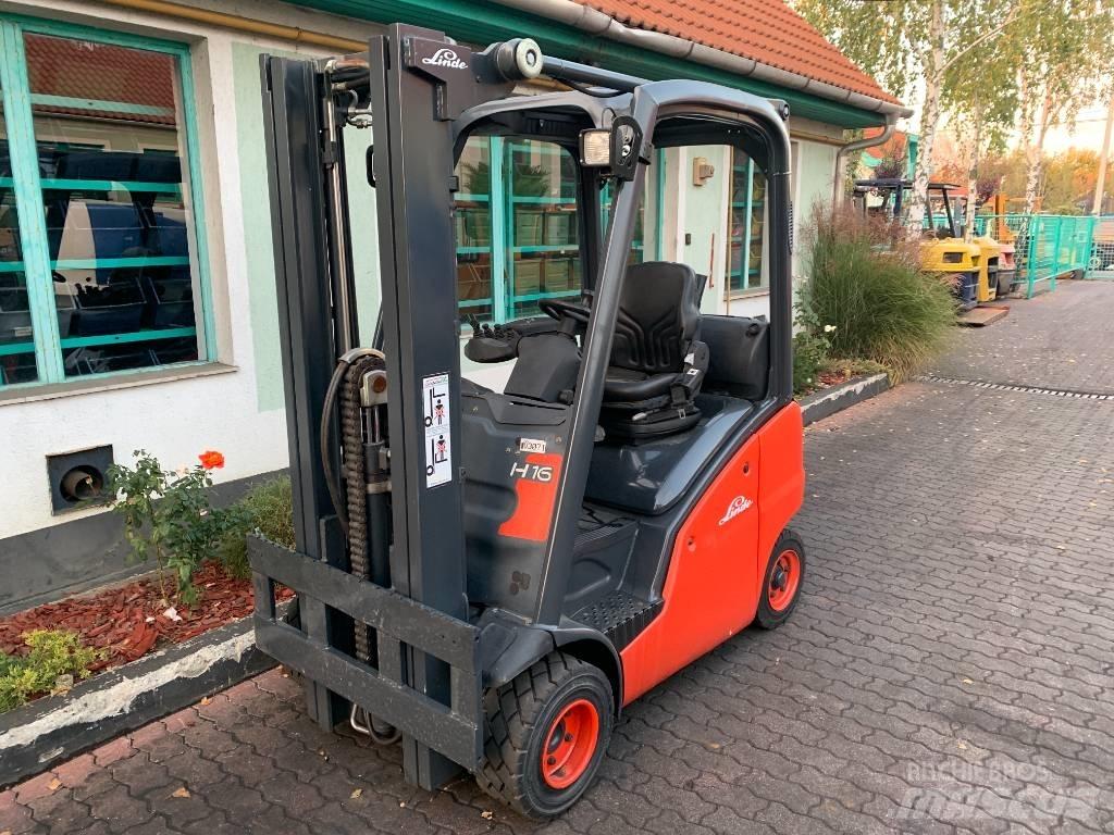 Linde H16T-01 V-3071 Empilhadores a gás