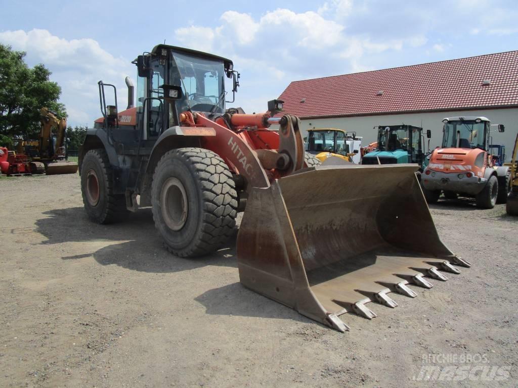 Hitachi ZW 220  Waage Carregadeiras de rodas