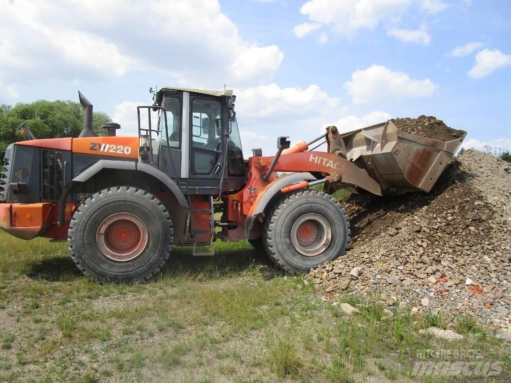 Hitachi ZW 220  Waage Carregadeiras de rodas