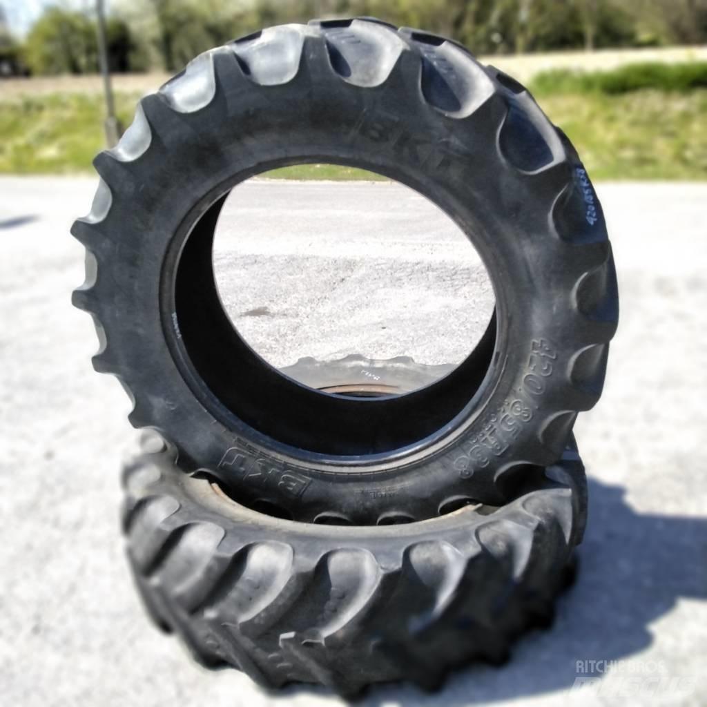 BKT 420/85R38 Pneus Agrícolas
