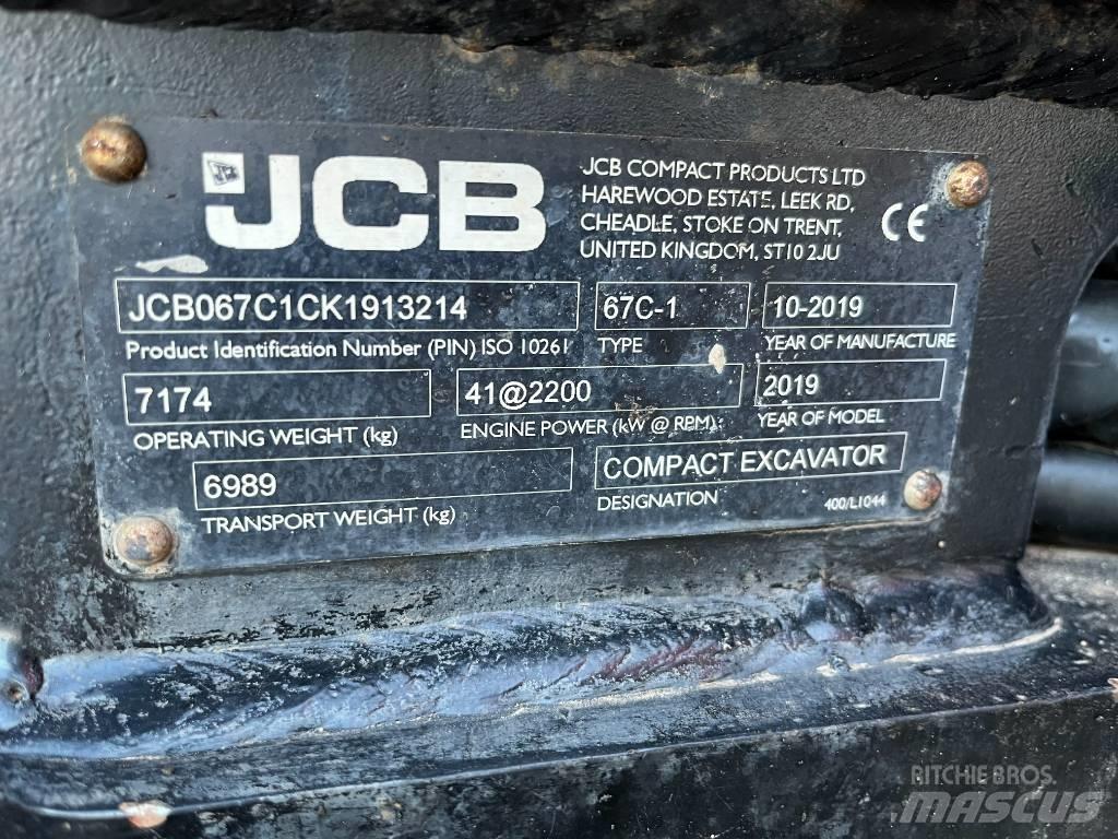 JCB 67 C Miniescavadeiras