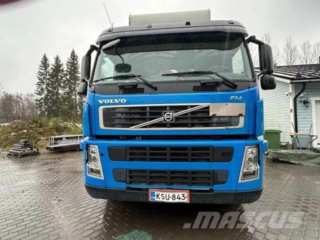 Volvo FM 400 6*2 Camiões caixa desmontável com elevador de cabo
