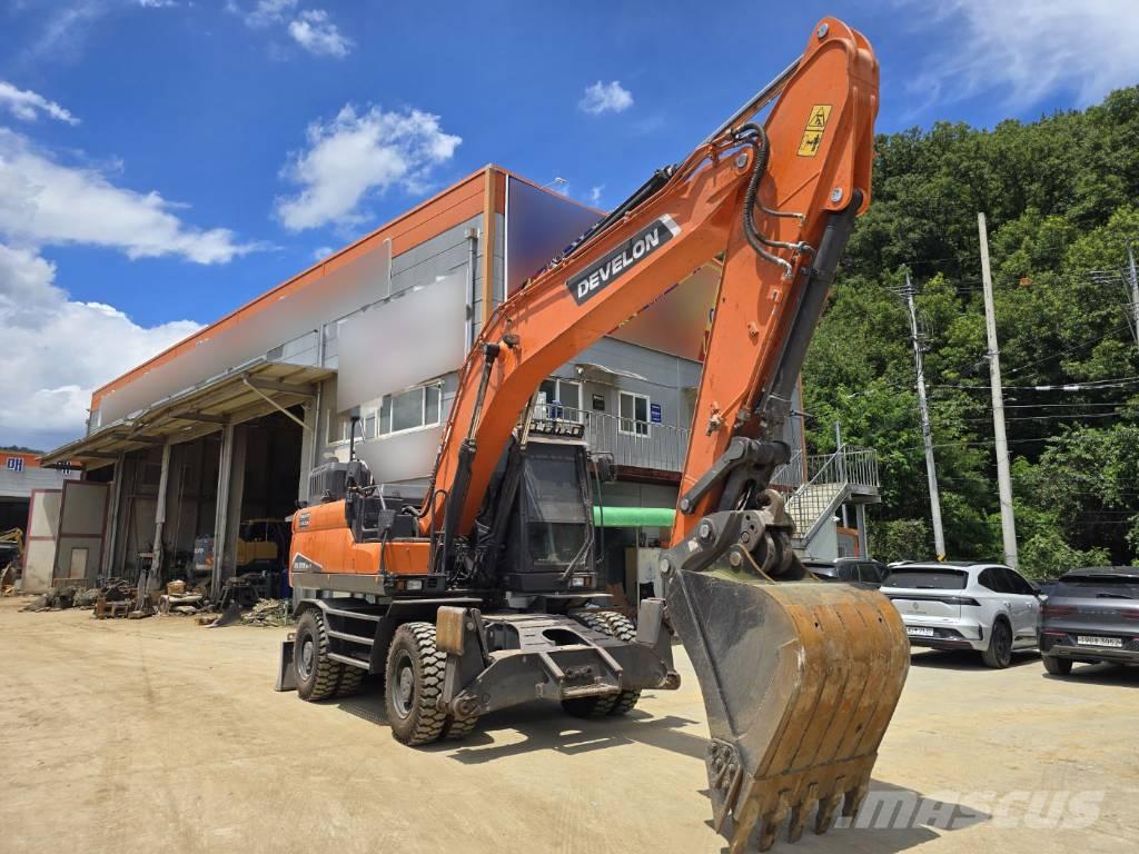 Doosan DX220W-7 Escavadoras de rodas