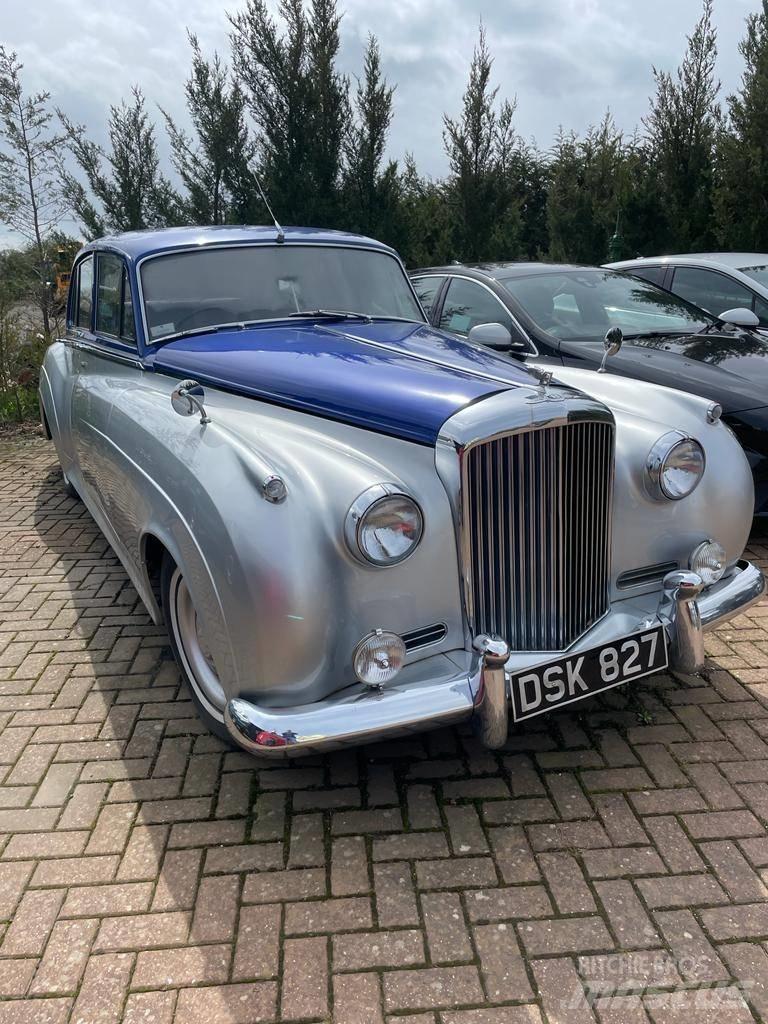 Bentley S1 Automóvel