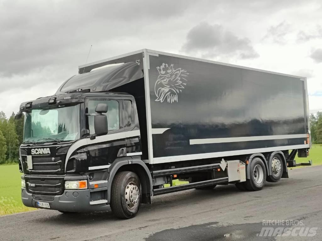 Scania P 360 Caminhões de caixa fechada
