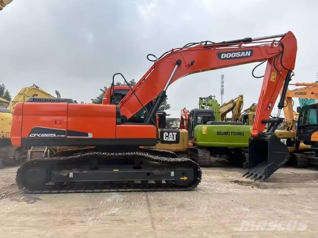 Doosan DX 225 LC-9C Escavadeiras de esteiras