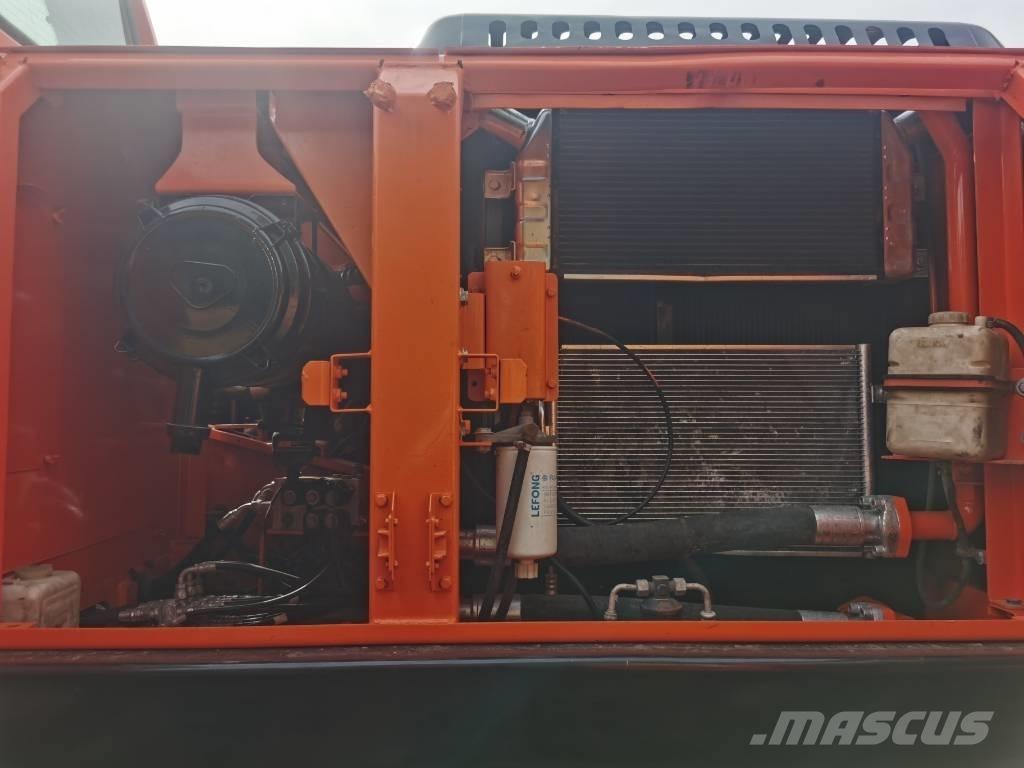 Doosan DX225LC-9C Escavadeiras de esteiras