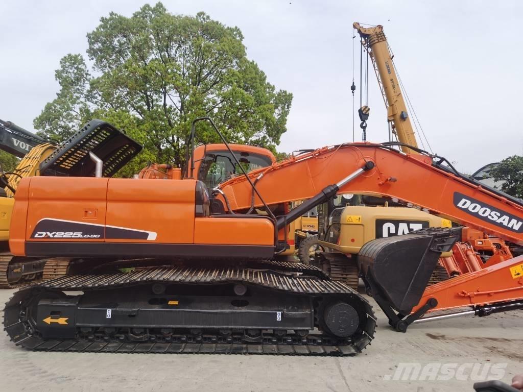 Doosan DX225LC-9C Escavadeiras de esteiras