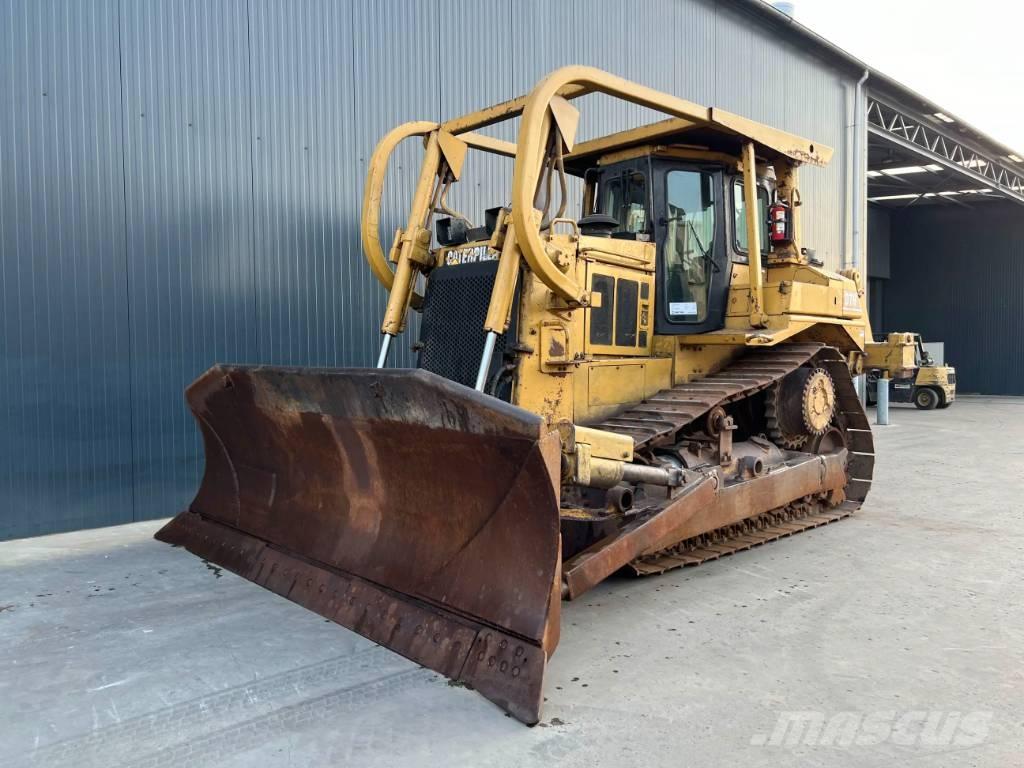 CAT D7H Dozers - Tratores rastos