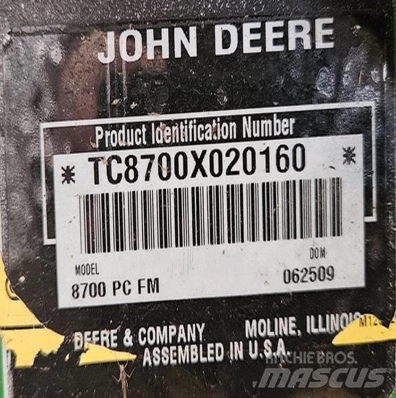 John Deere 8700 Corta-Relvas Fairway
