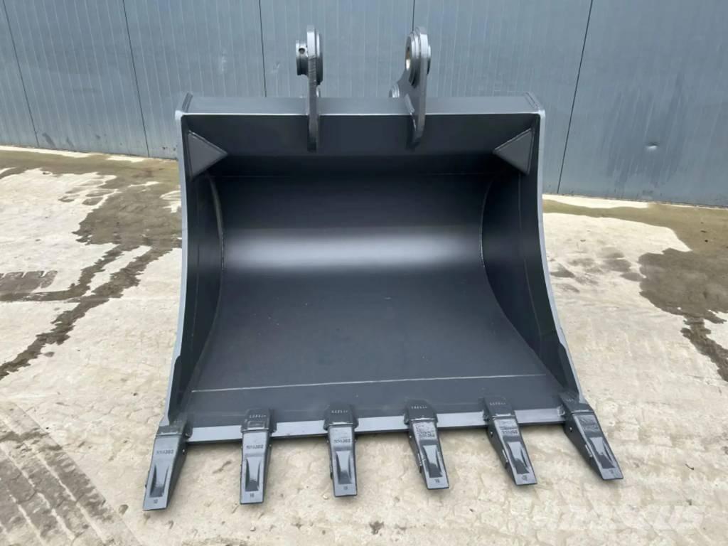 Hitachi ZX220 - 1.40m Baldes