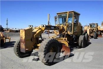 CAT 140K Motoniveladoras