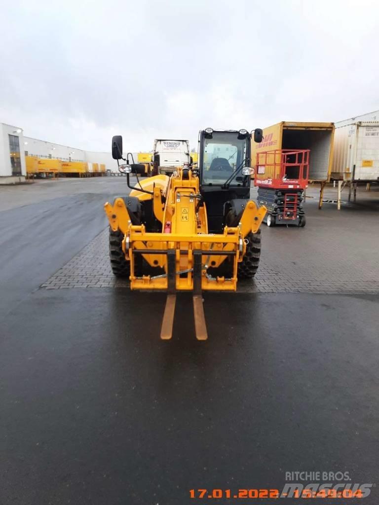 JCB 540-140 Manipulador telescópico