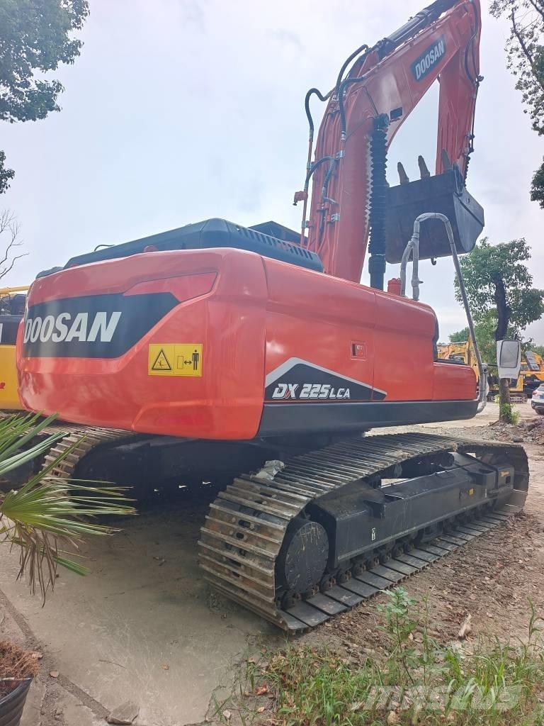Doosan DX 225LC-9C Escavadeiras de esteiras