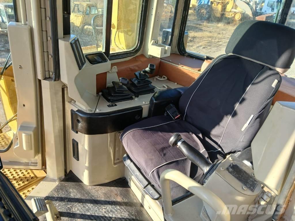 CAT D 9 R II Dozers - Tratores rastos