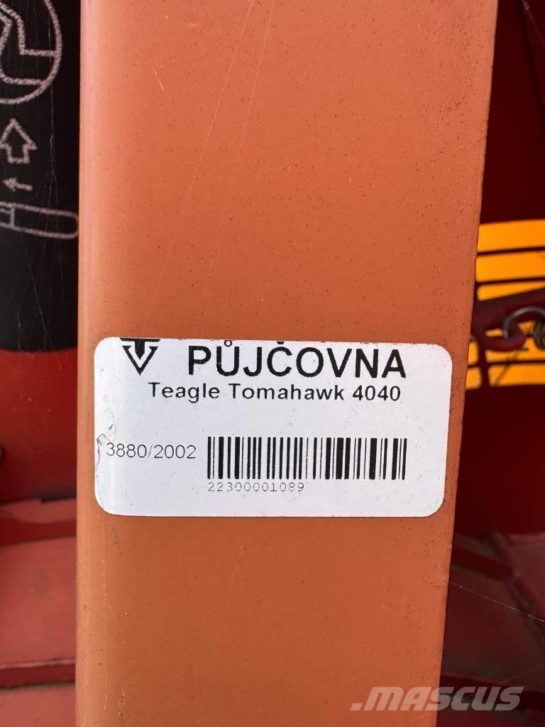TEAGLE 4040 Alimentadores de animais