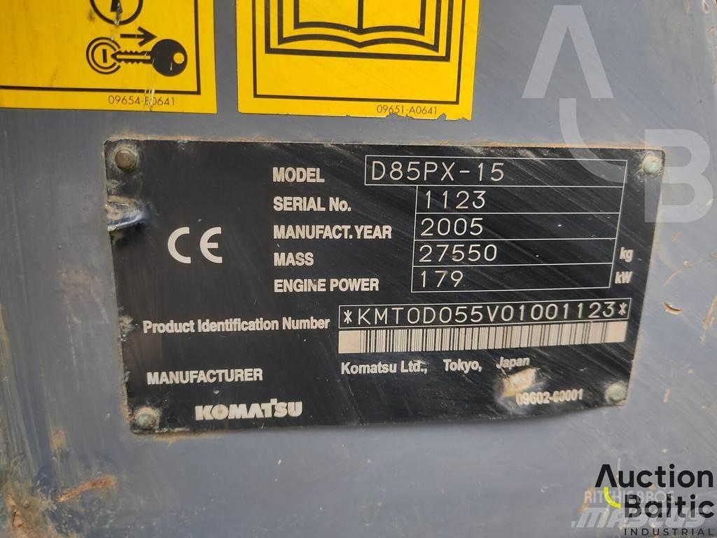 Komatsu D85PX-15 Dozers - Tratores rastos