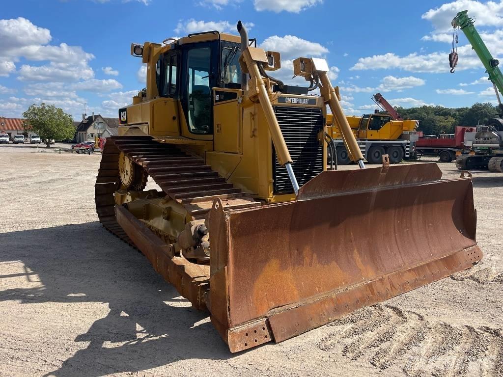 CAT D 6 T LGP Dozers - Tratores rastos