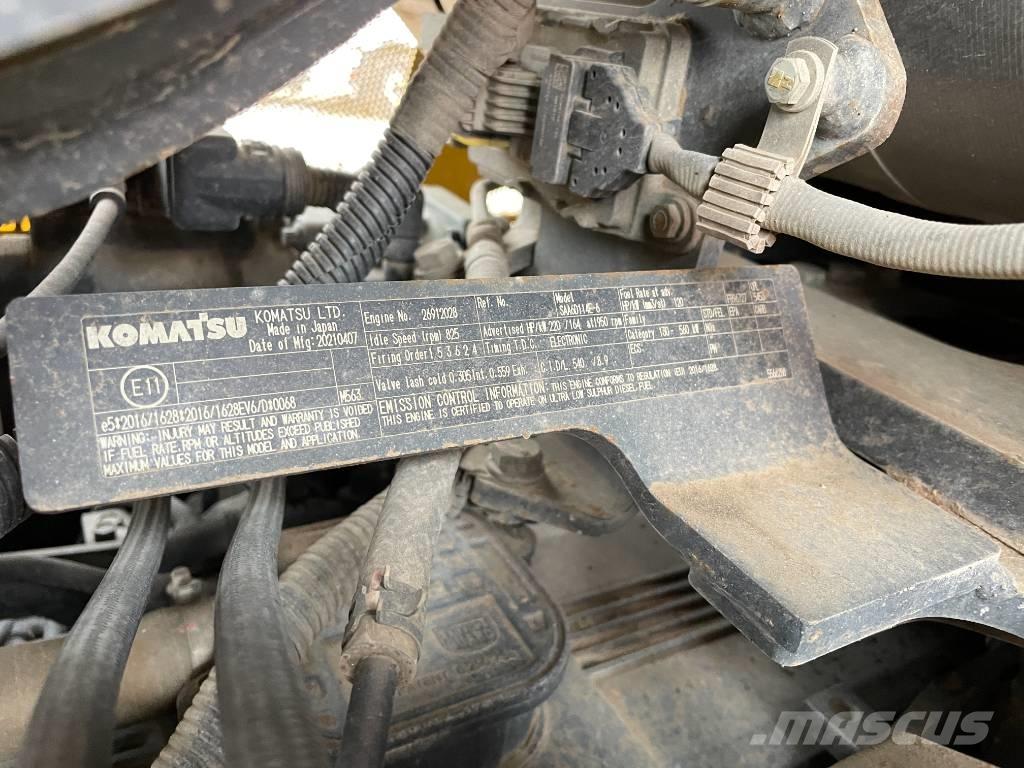 Komatsu D 65 PX-18E0 Dozers - Tratores rastos