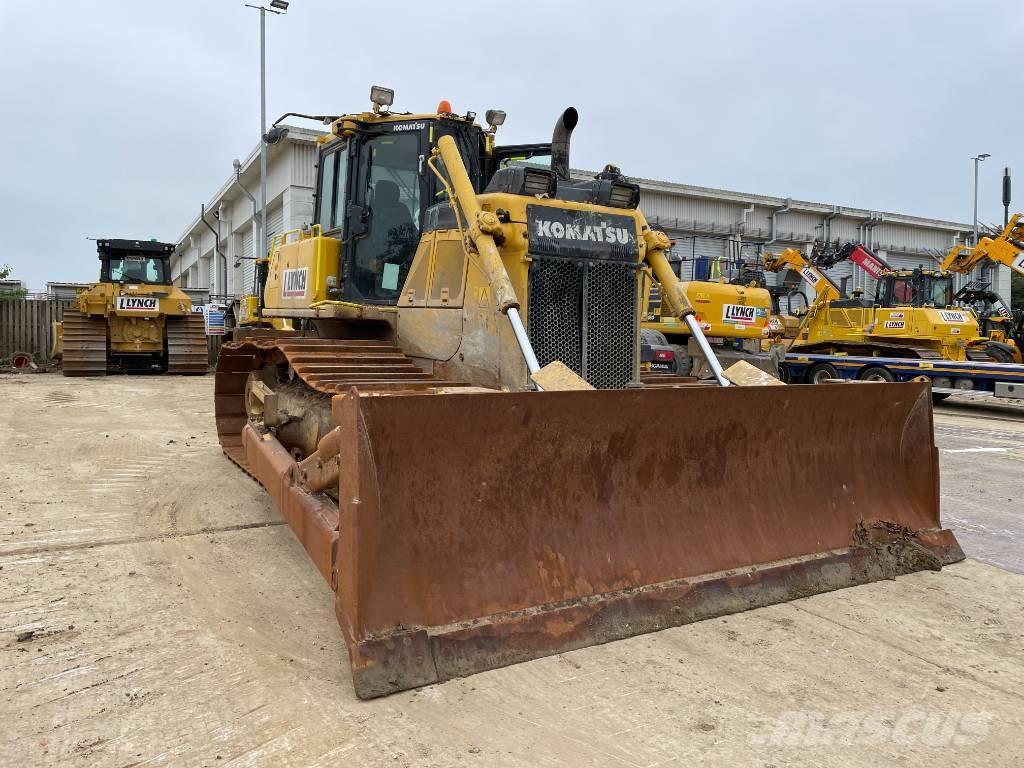 Komatsu D 65 PX-18E0 Dozers - Tratores rastos