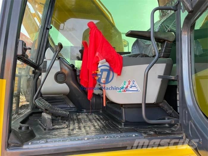 Komatsu PC 220-8 Escavadeiras de esteiras
