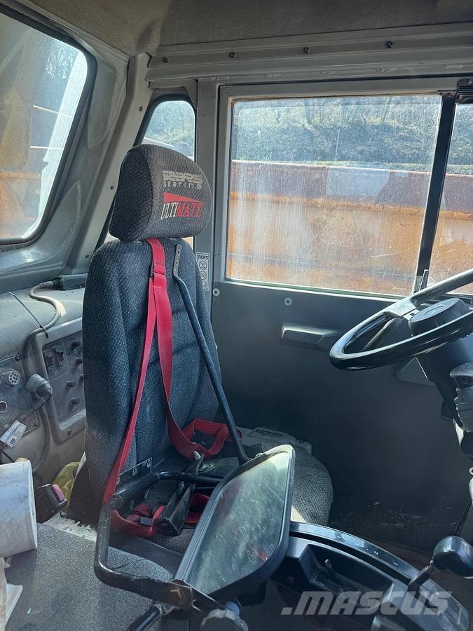 CAT 769D Cabines e interior