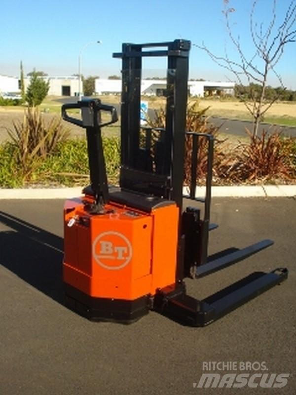 Raymond BT RSX 20/25 Empilhadores de montagem em camião