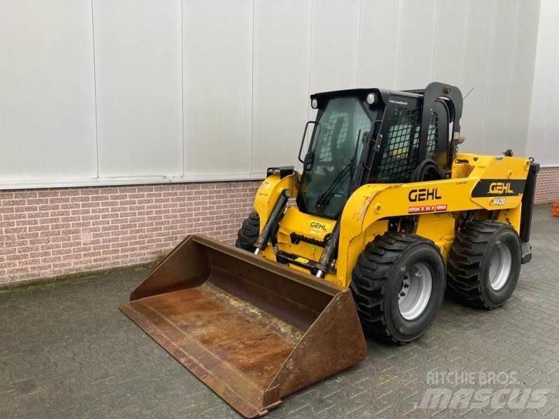 Gehl V420 Minicarregadeiras