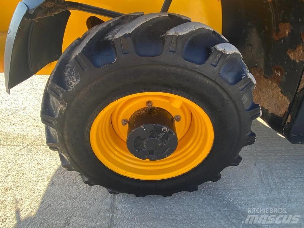 JCB 540-170 Manipulador telescópico