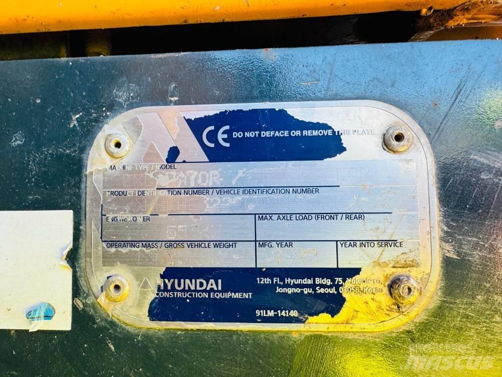 Hyundai HX130A LCR Escavadeiras de esteiras