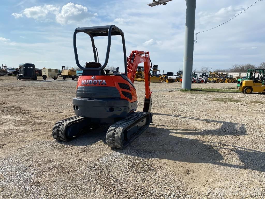 Kubota U 25 Miniescavadeiras