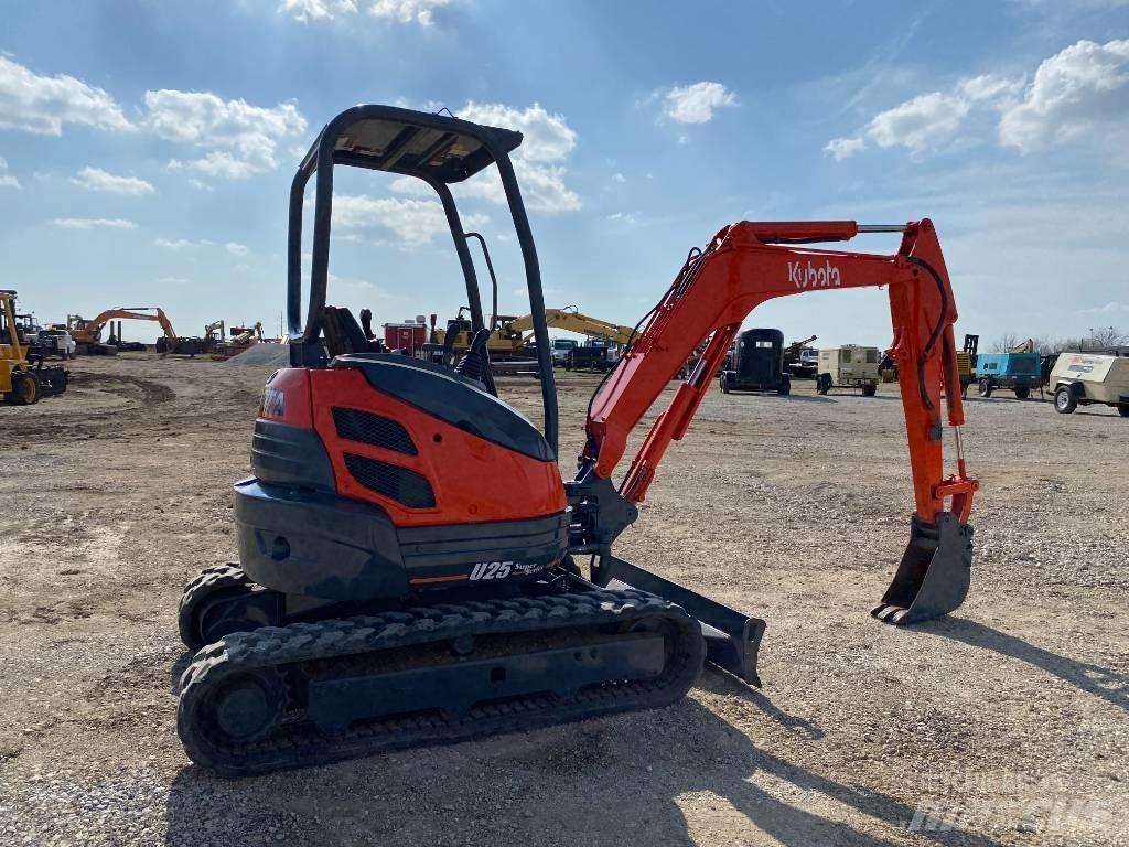 Kubota U 25 Miniescavadeiras