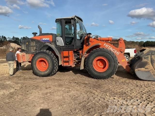 Hitachi ZW 220 Carregadeiras de rodas