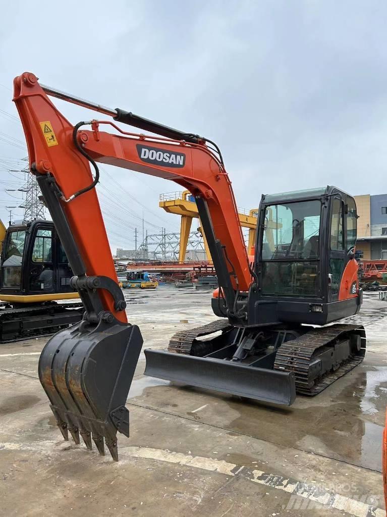 Doosan DX60-9 Miniescavadeiras