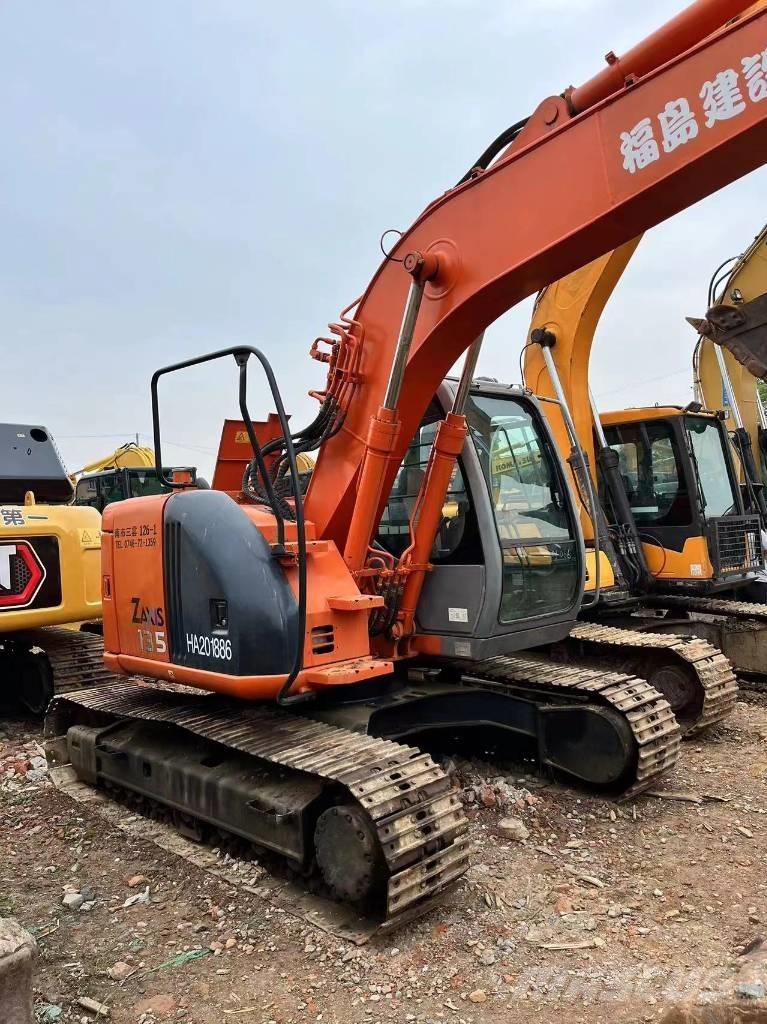 Hitachi ZX 135 US Escavadeiras de esteiras