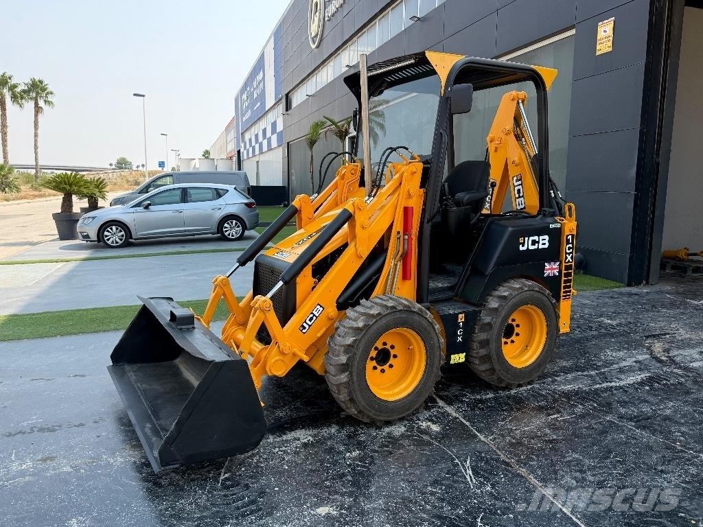 JCB 1 CX Retroescavadeiras