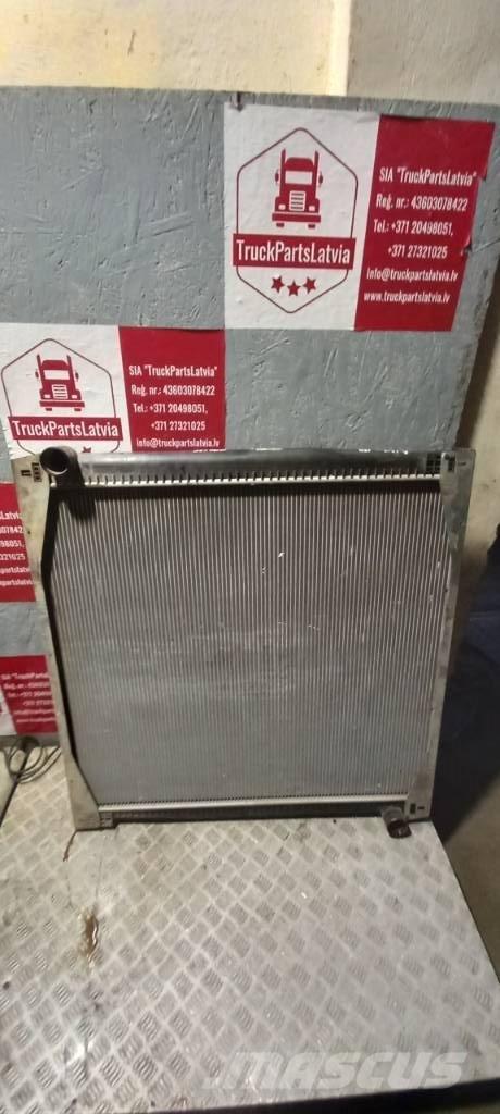 Scania 94 D.    1397435 Radiadores camiões e carrinhas