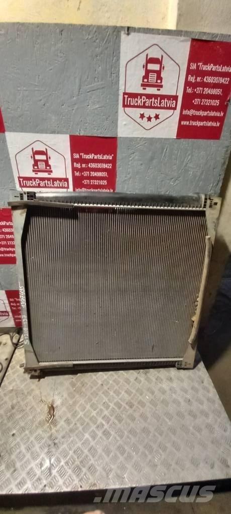 Scania 94 D.    1397435 Radiadores camiões e carrinhas